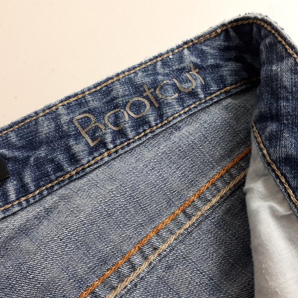 Calvin Klein Vintage Medium Wash Mid-rise Bootcut Jeans - Picture 6 of 16